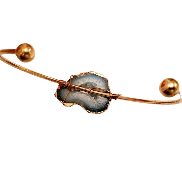 Wire Wrapped Geode Bracelet - Picture 5 of 7